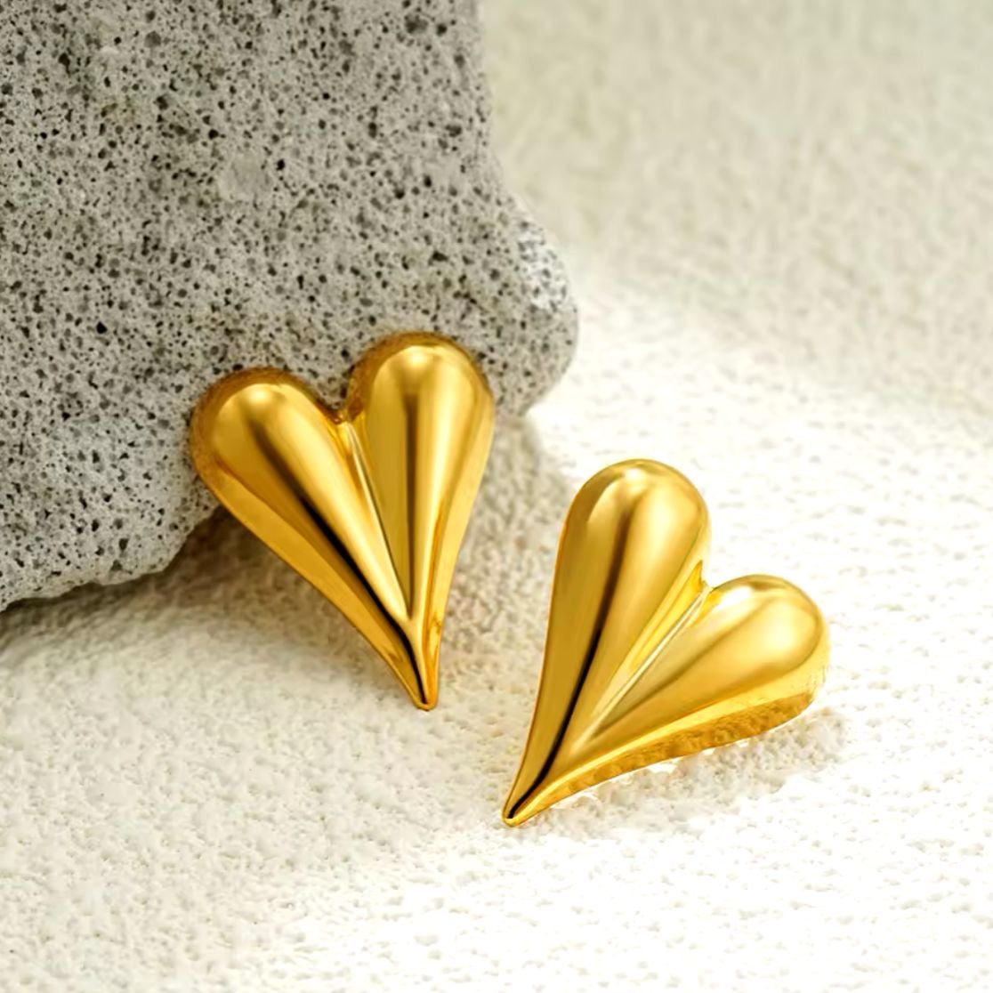Juliet Studs