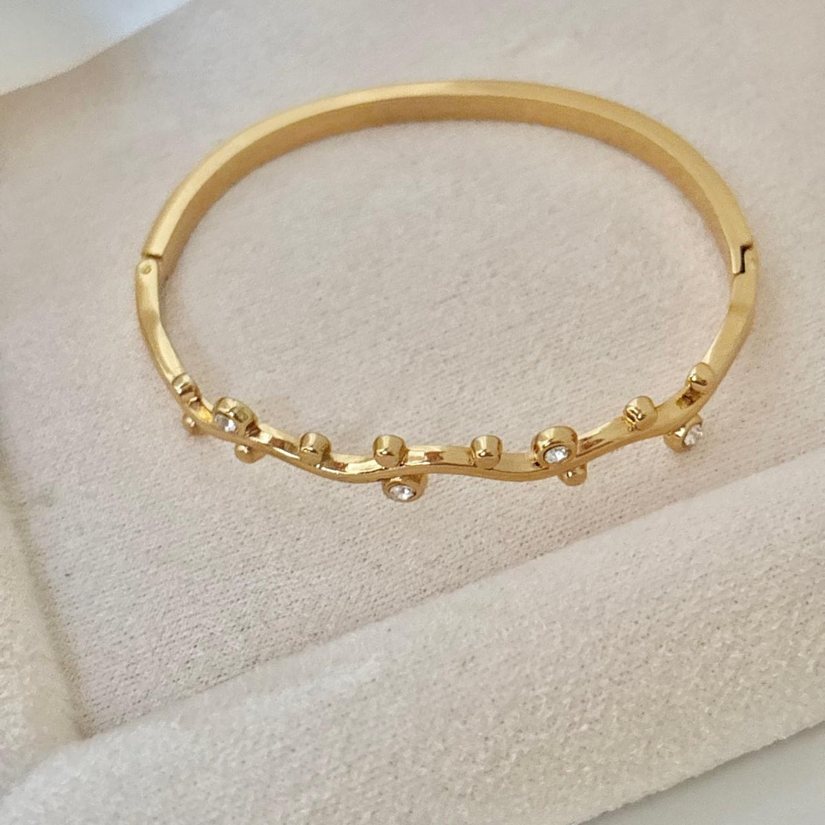 Wavy Diamond Bracelet