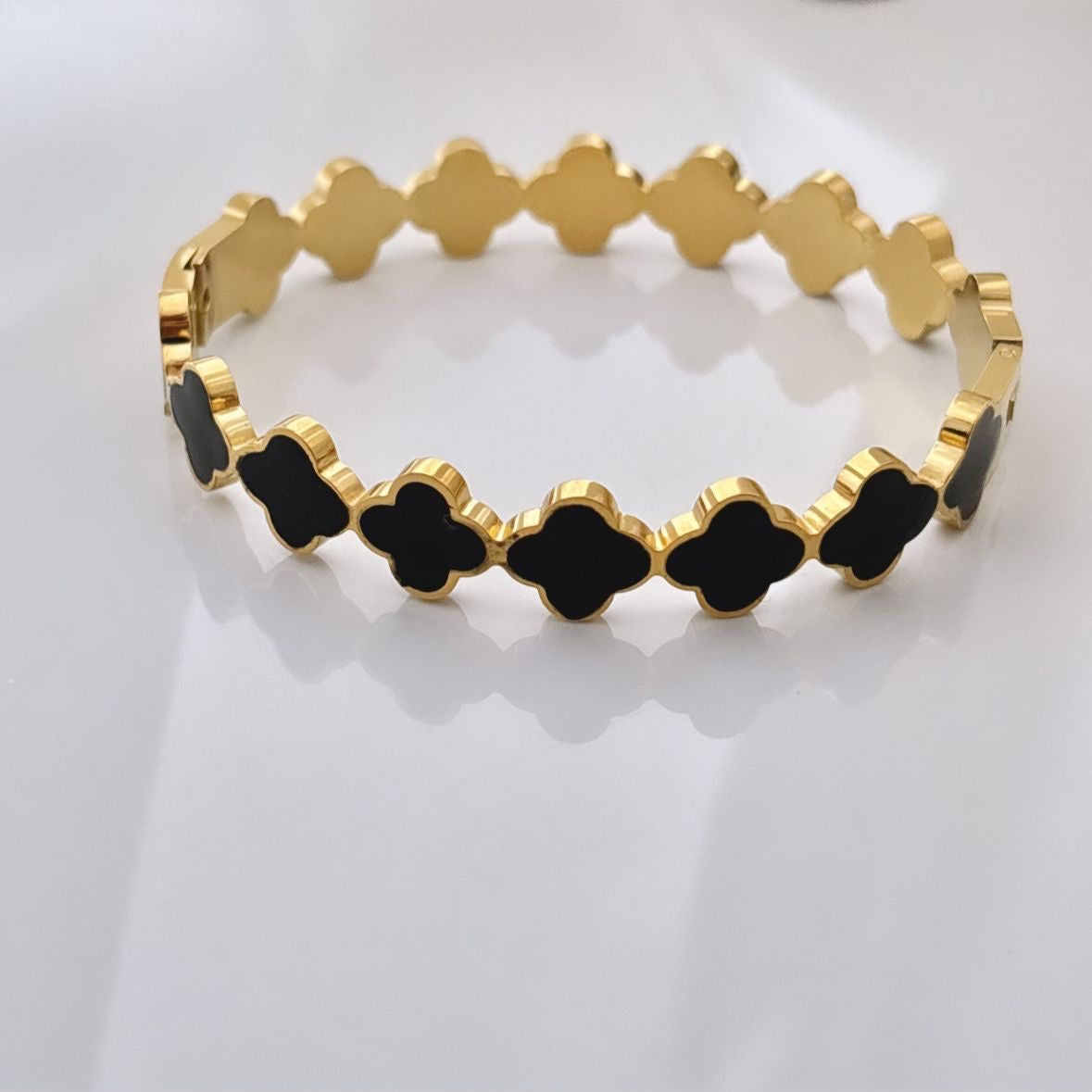 Clover Sequence Bracelet -Black