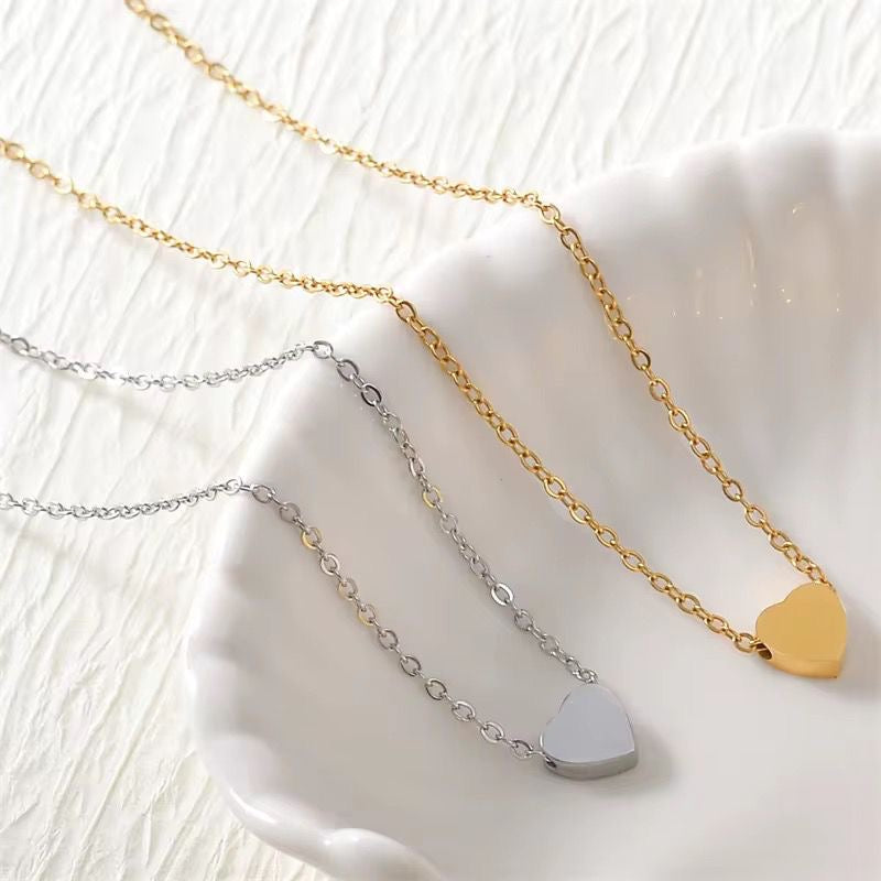 Petite Heart Necklace -Gold