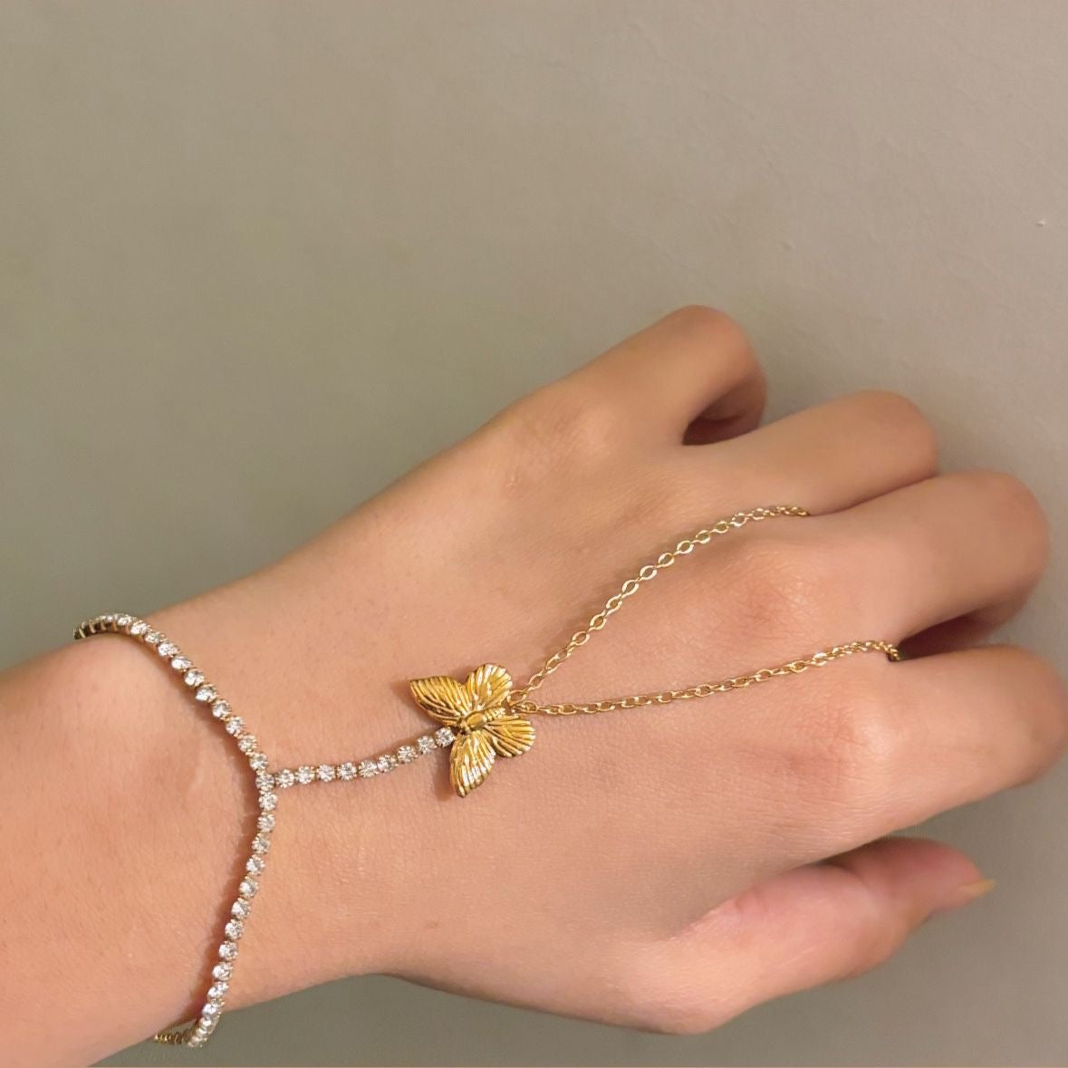 Fawnie Hand Chain