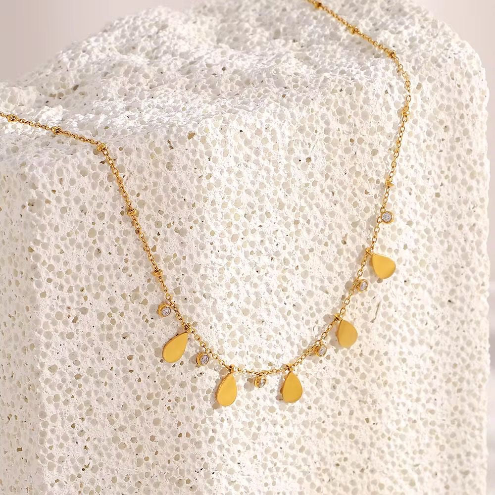 Droplet Delicacy Necklace