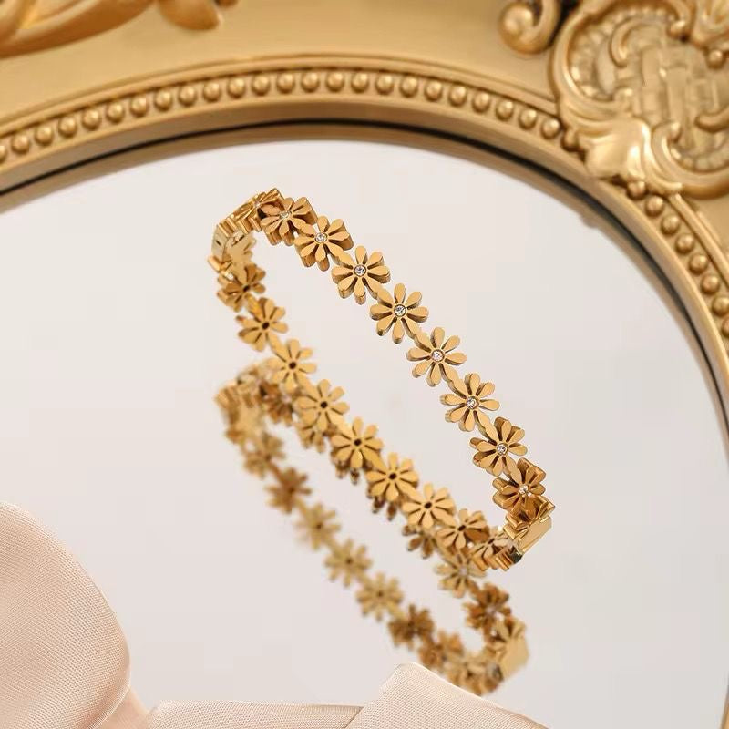 Daisy Cz Bracelet -18K