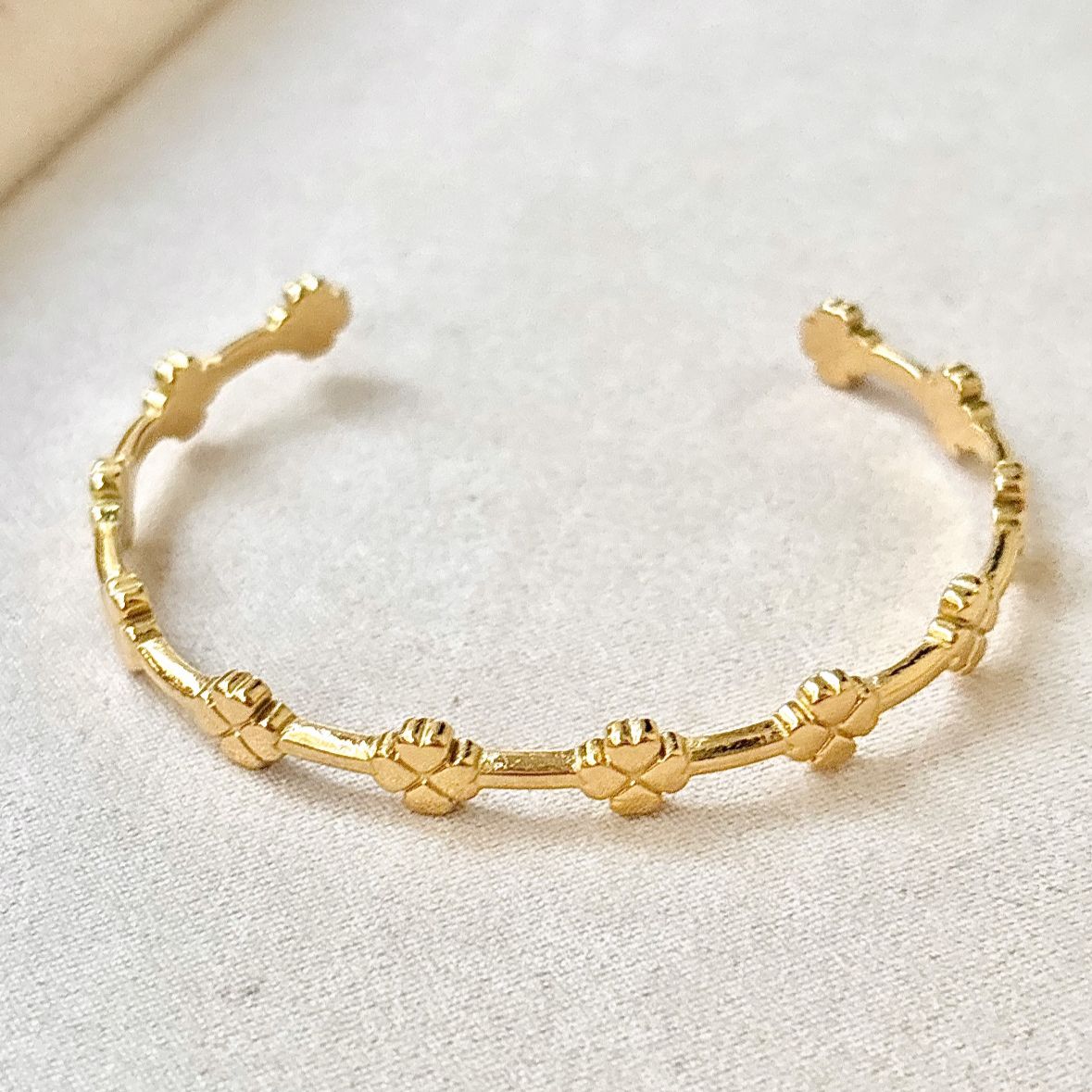 Regalia Cuff
