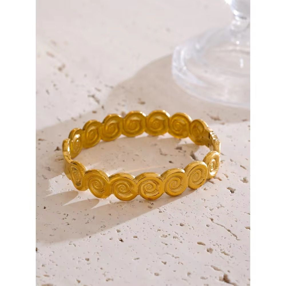 Summer Tide Gold Bracelet