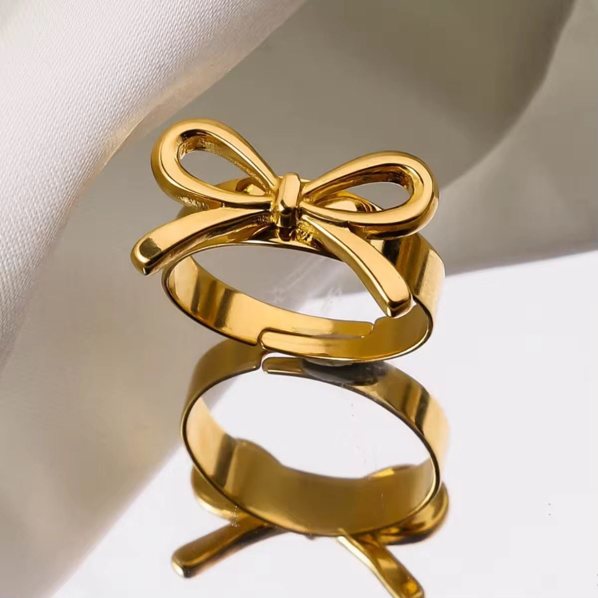 Bow Ring -Adjustable