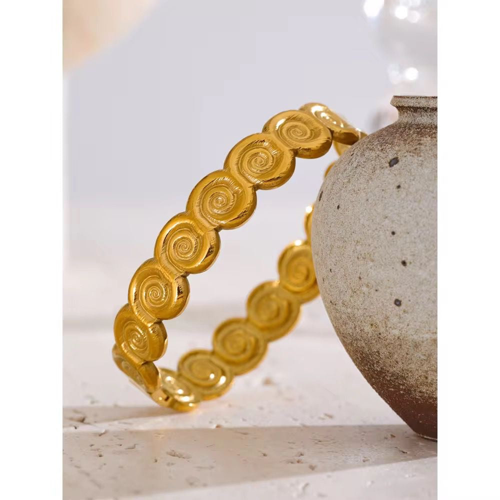Summer Tide Gold Bracelet