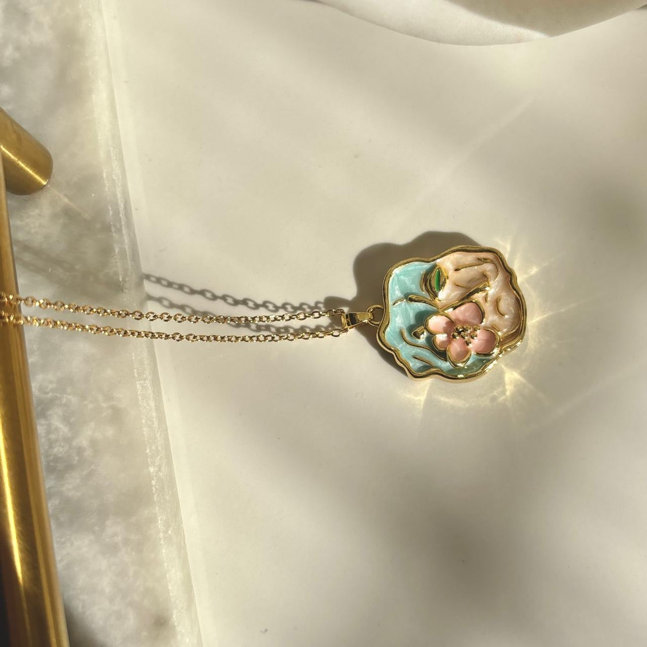 Paradise Fleur Necklace