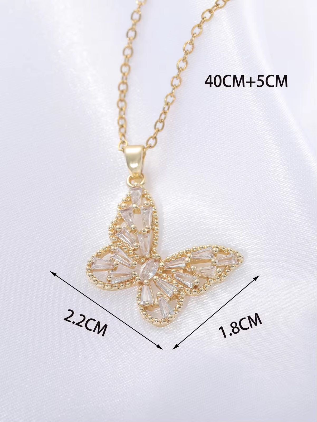 Mariposa Diamanté Blings Necklace