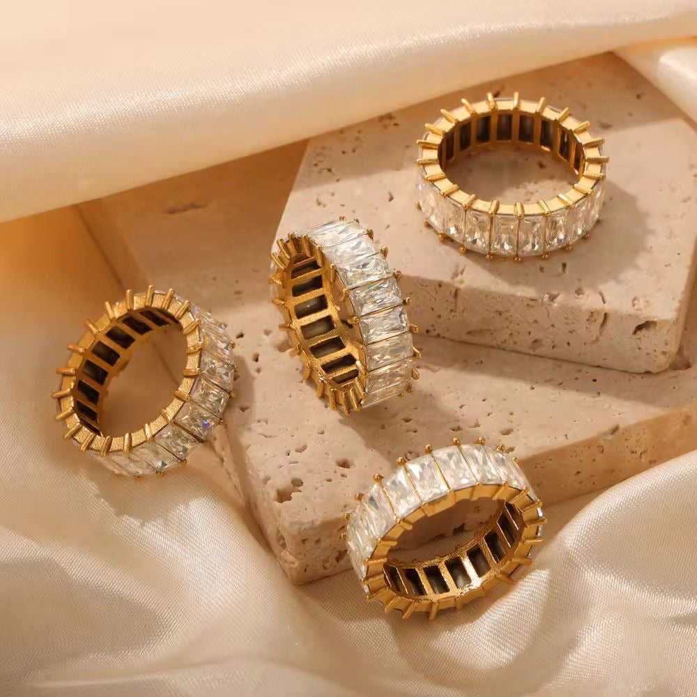 Princess LUX Eternity Band Ring