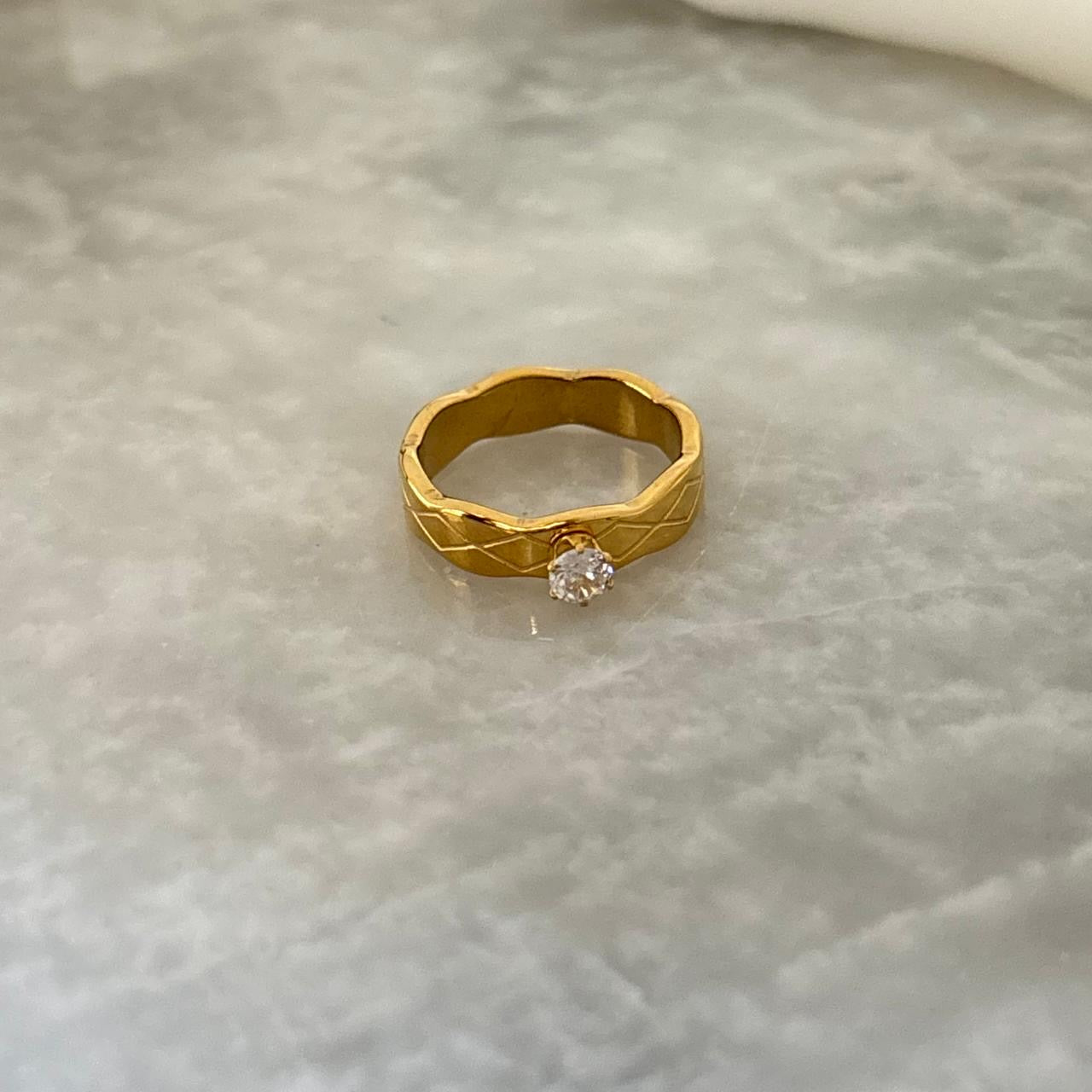 Curvy Solitaire Ring