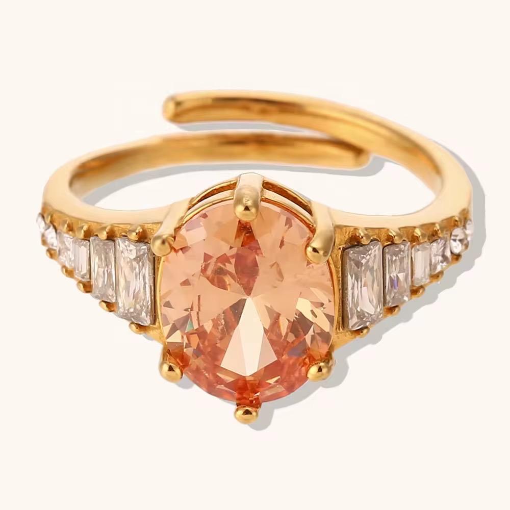 Trophy Wife Ring -Champagne