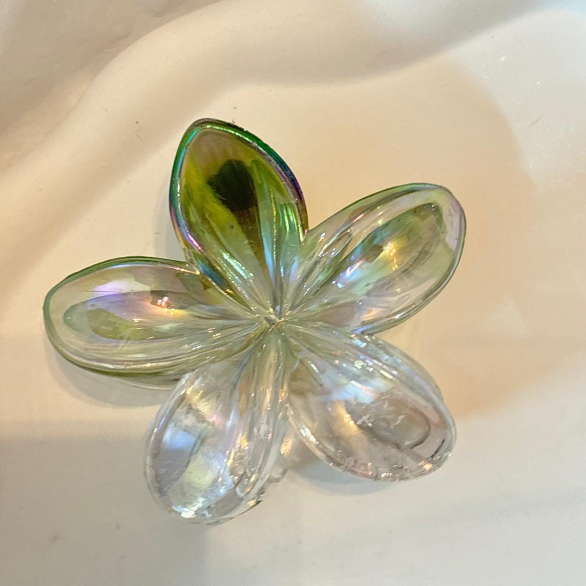 Emerald Crystal Hawaiian Flora Clip