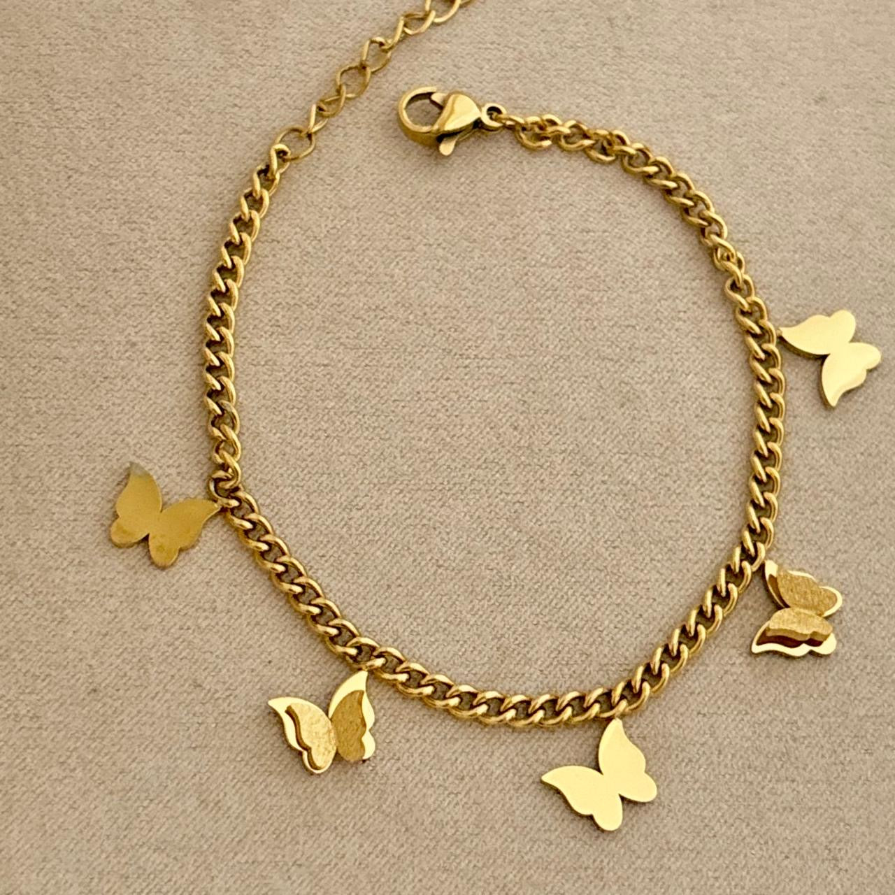 Frosted Flutter 5 Charms Bracelet