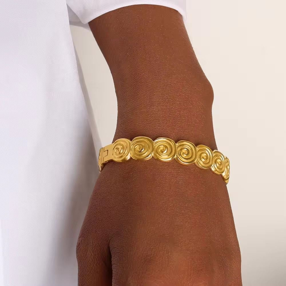 Summer Tide Gold Bracelet