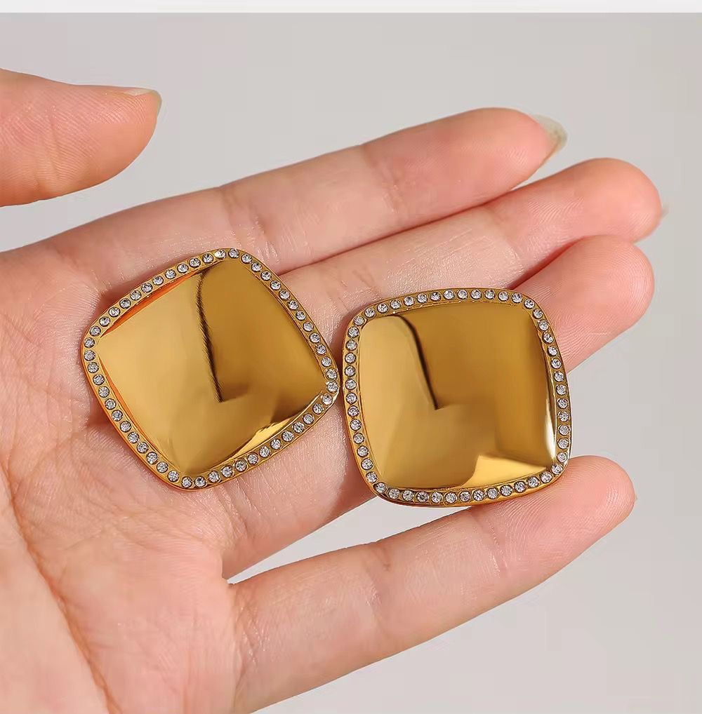 Allure Zircon Pave Studs -18K