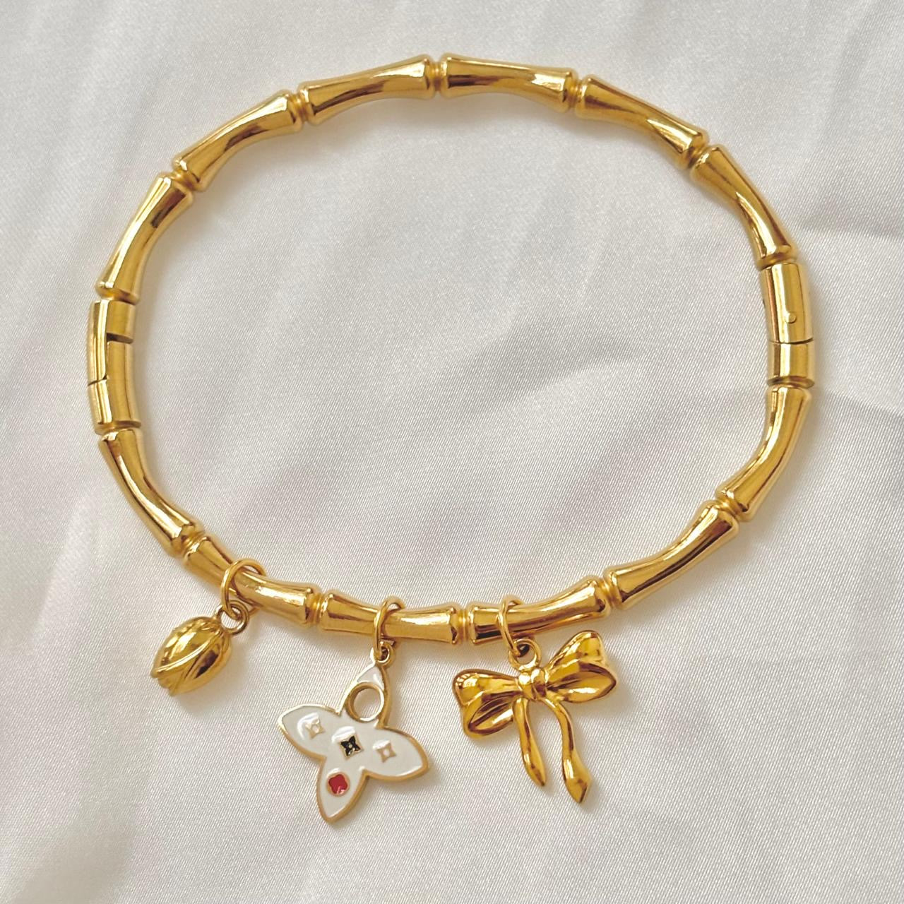 Meadow Bloom Charm Bracelet