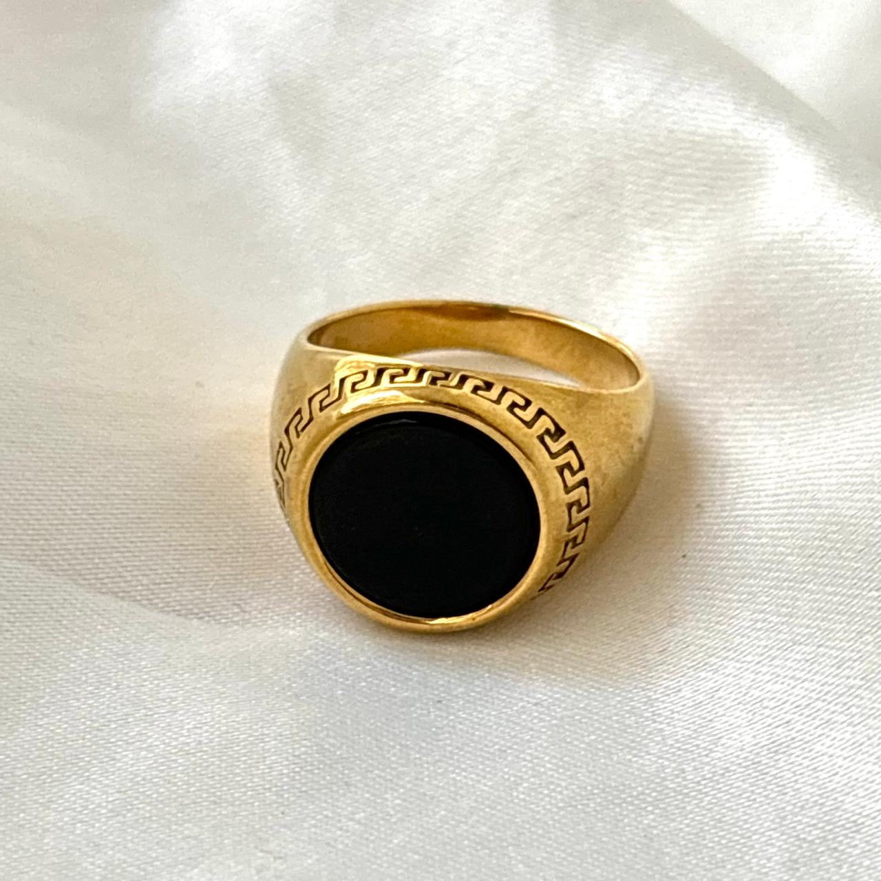 Vintage Melody Signet Ring -18K