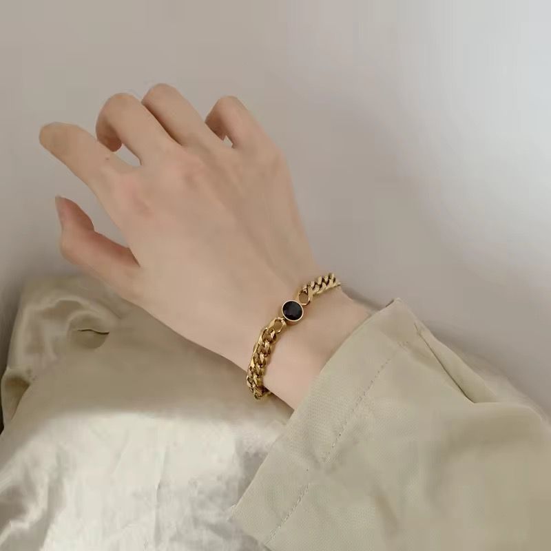 Peridot Curb Bracelet -18K