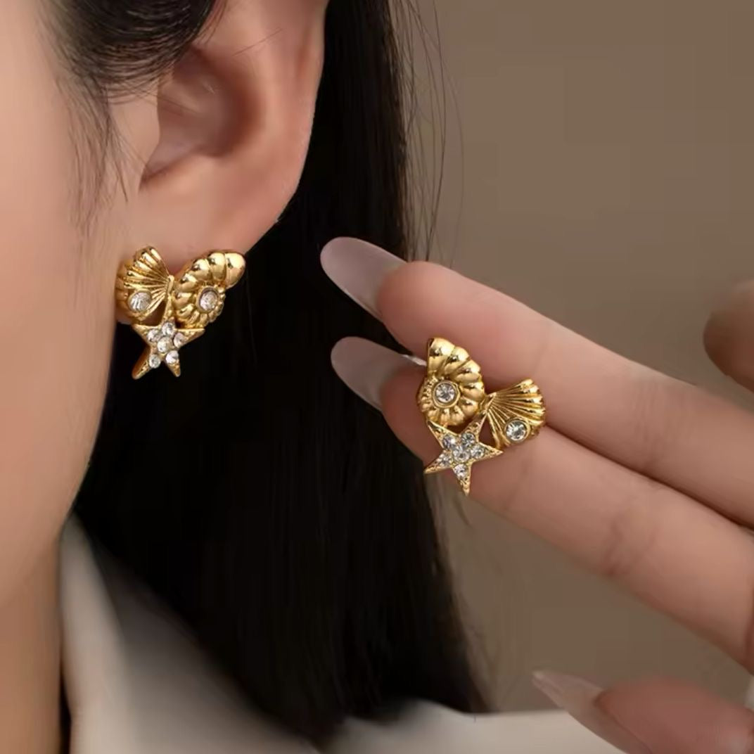 Oceanic Serenade Studs -18K