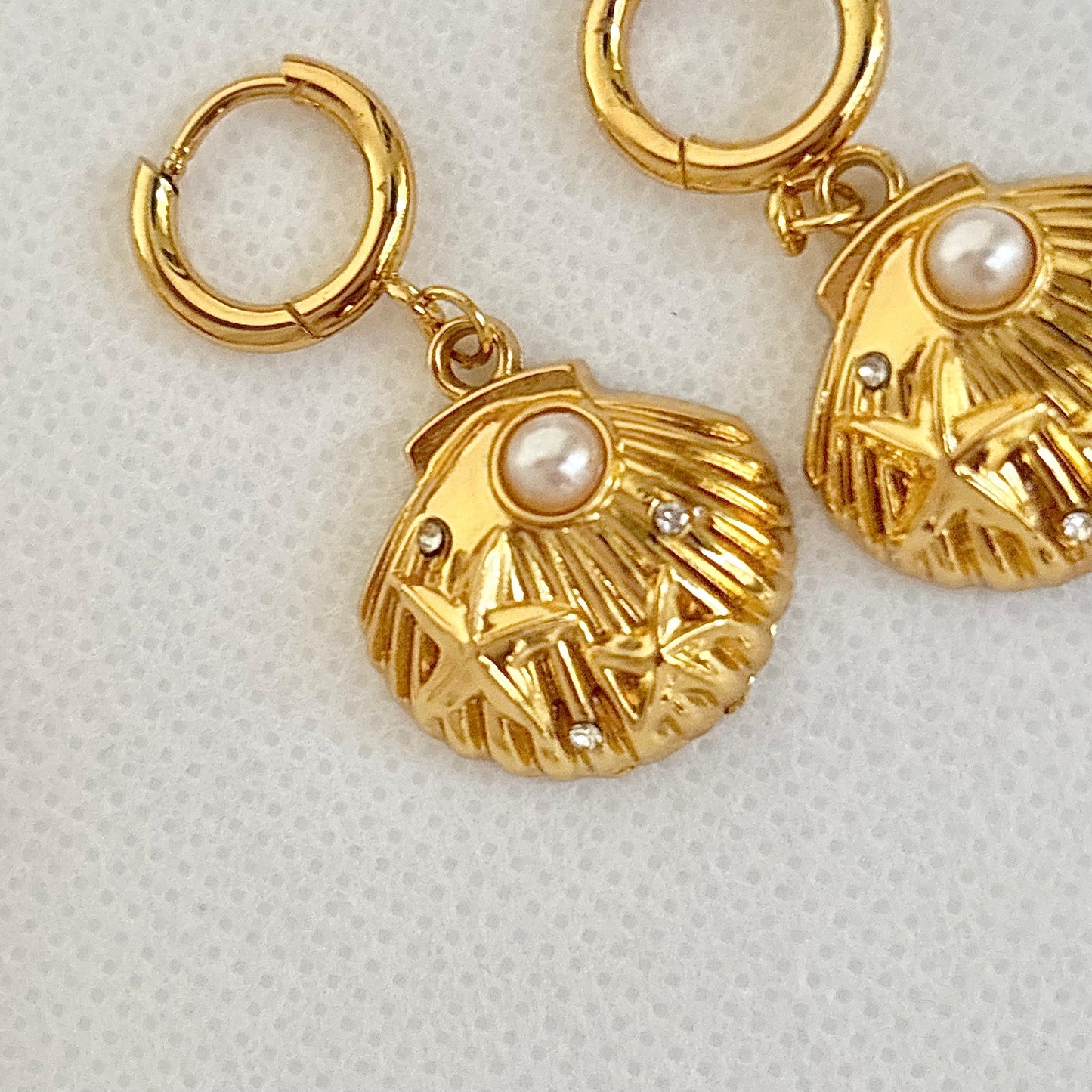 Stella Radiance Huggies