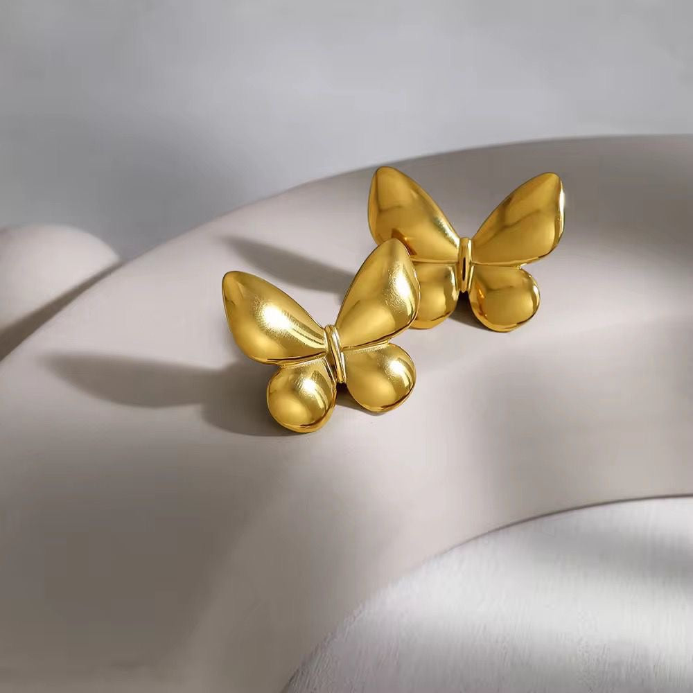 Luna Wings Studs