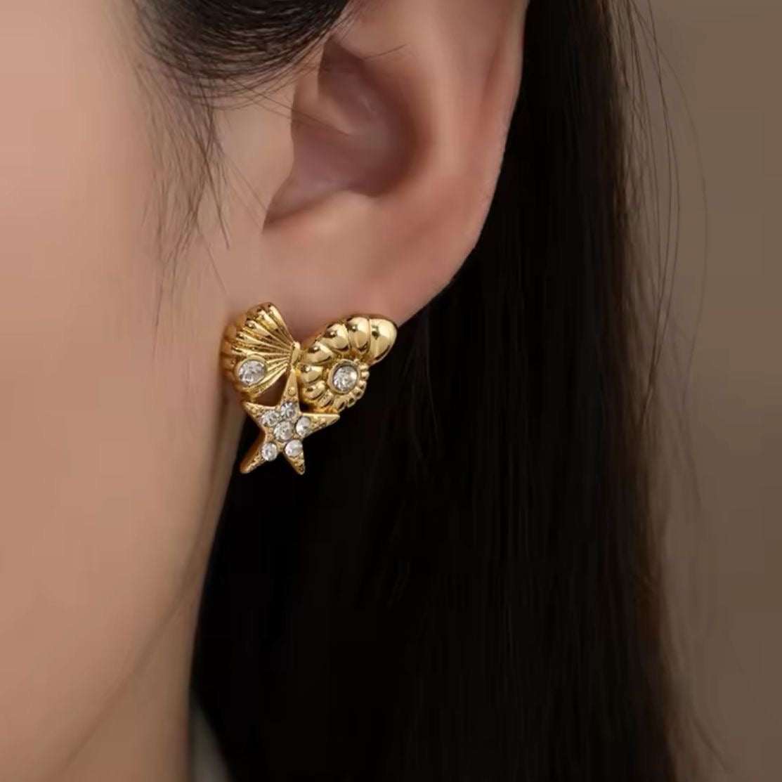Oceanic Serenade Studs -18K