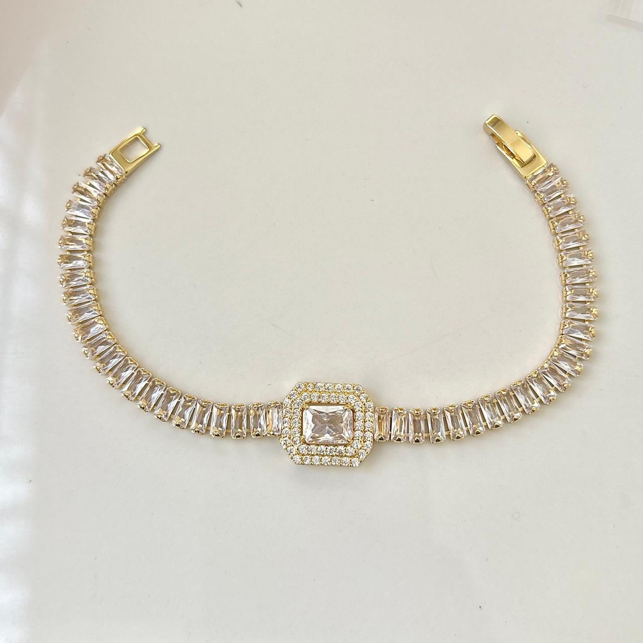 Queen Tennis Baguette Bracelet -18K