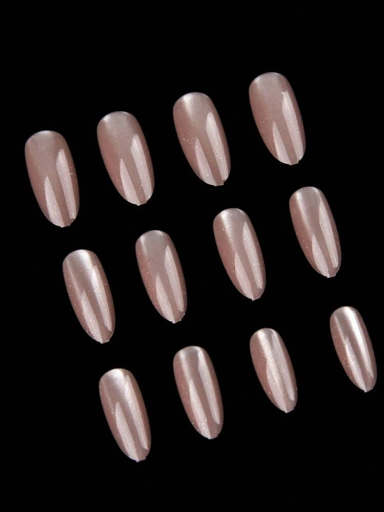 Peach Cat Eye Press On Nails