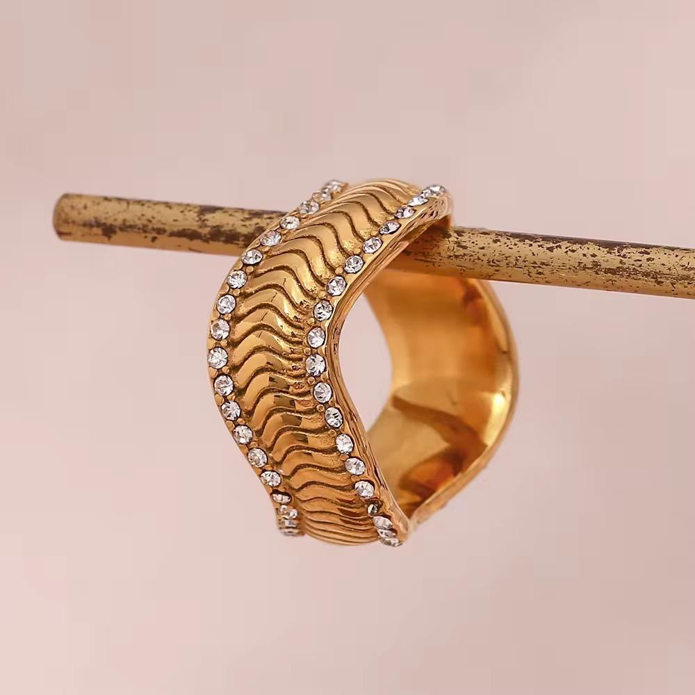 Lexux Diamond Wave Ring