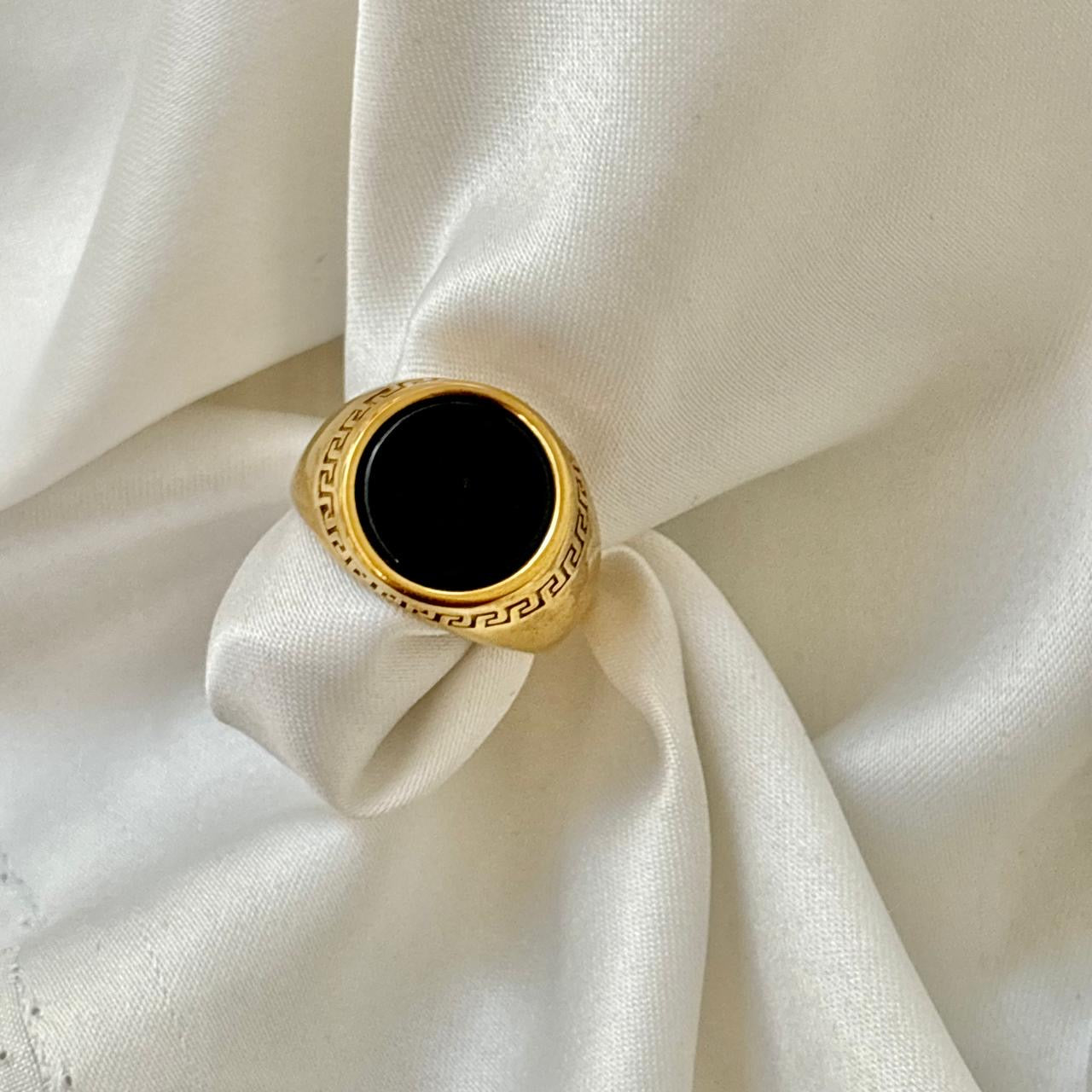 Vintage Melody Signet Ring -18K