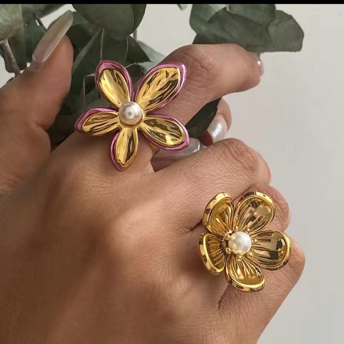 Rare Pearl Bloom Ring -18K