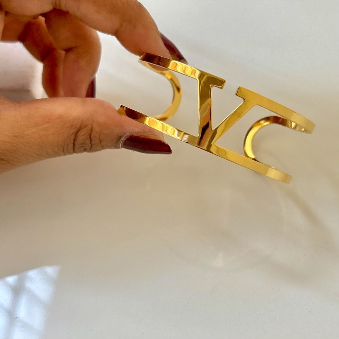 Luxe V Statement Cuff -18K