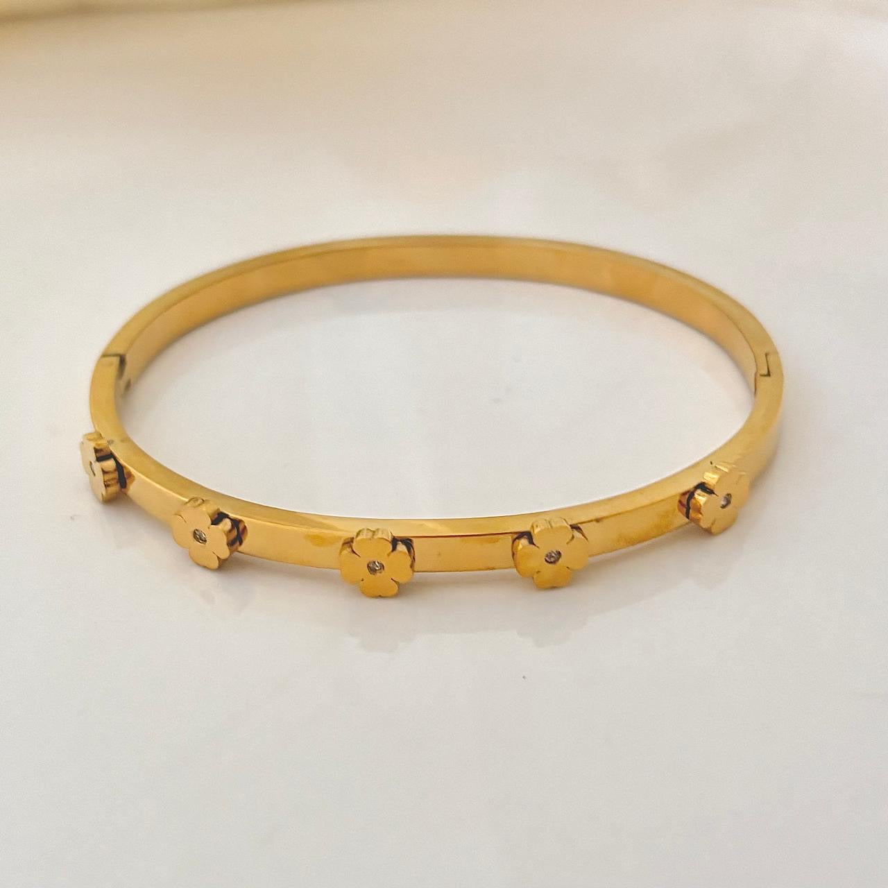 Daisy Bracelet