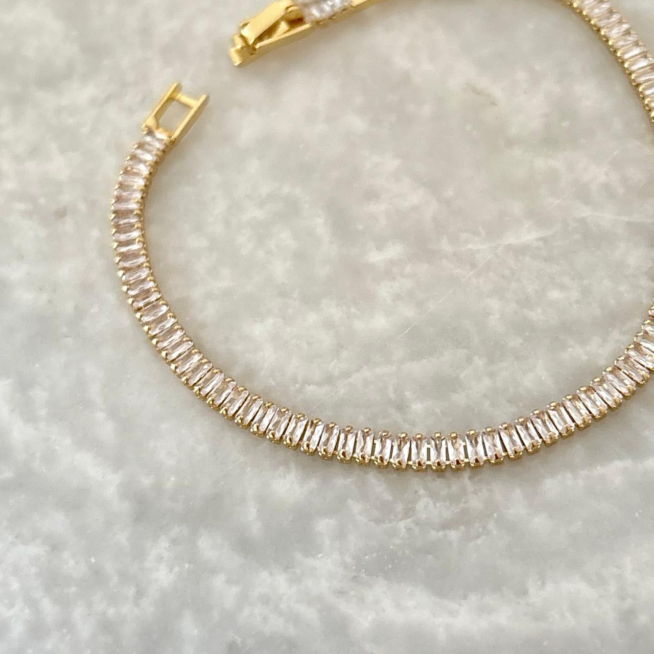 LUX Dainty Sleek Baguette Bracelet