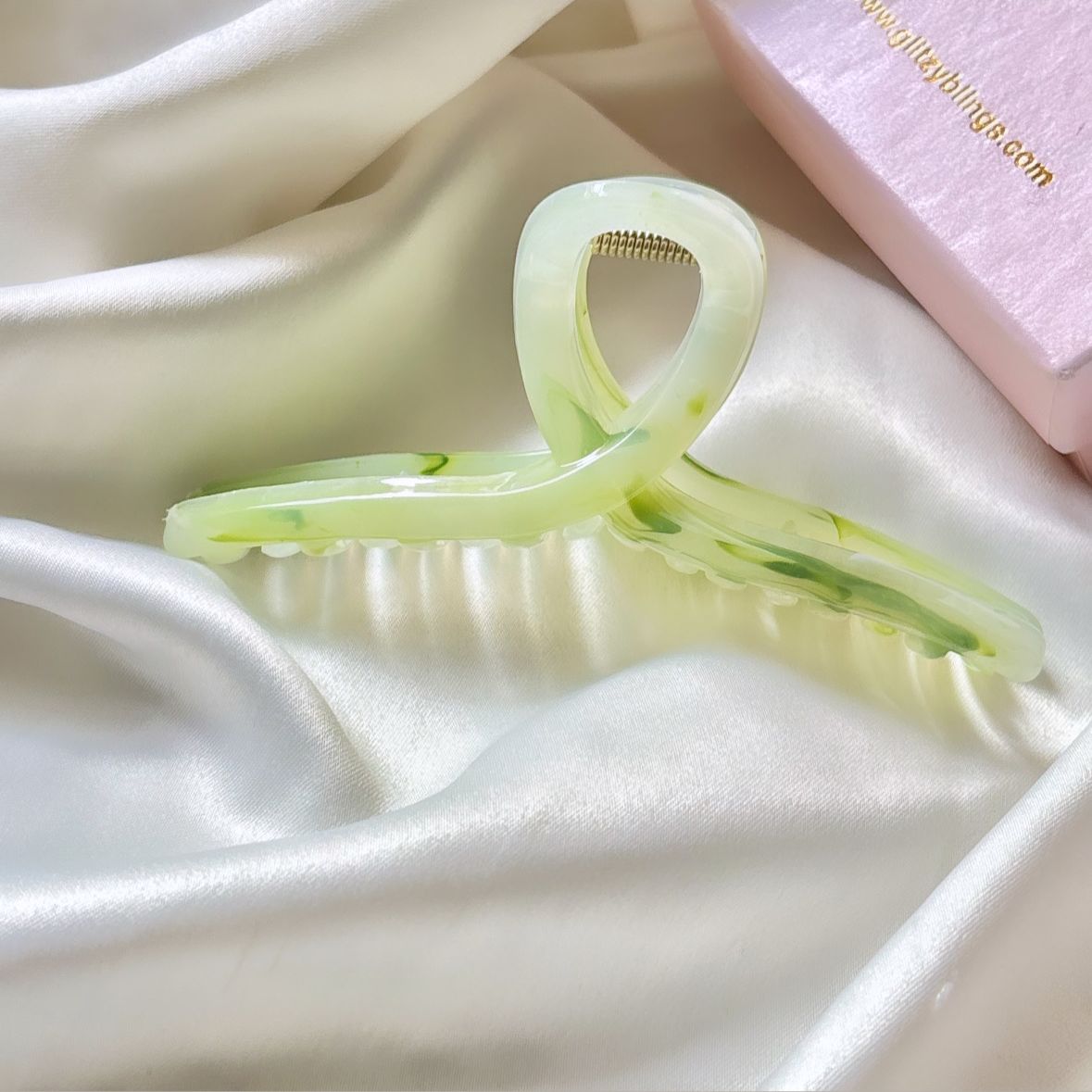 Matcha Claw Clip -xxl