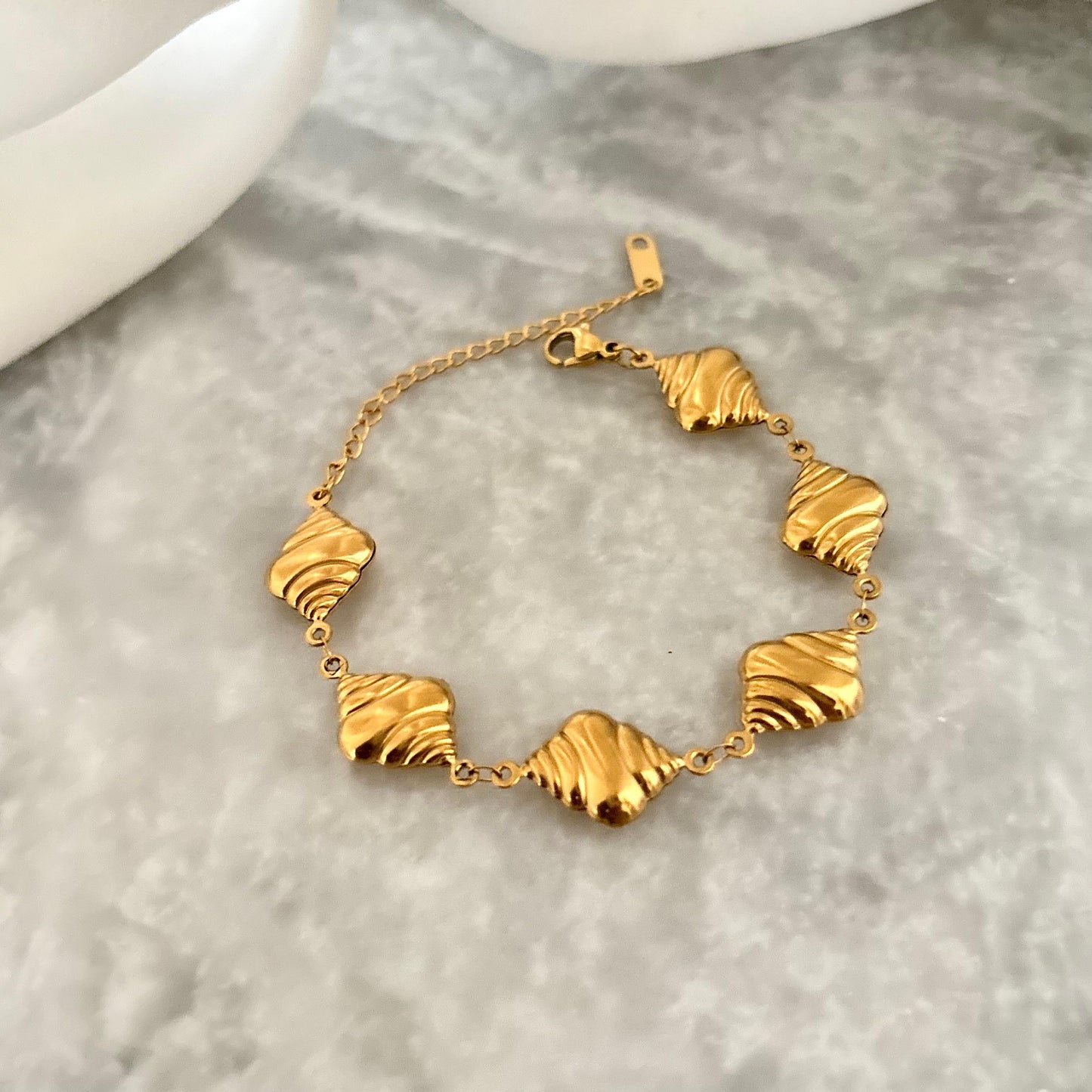 De Croissant LUX Bracelet -18K