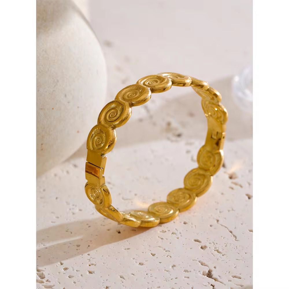 Summer Tide Gold Bracelet