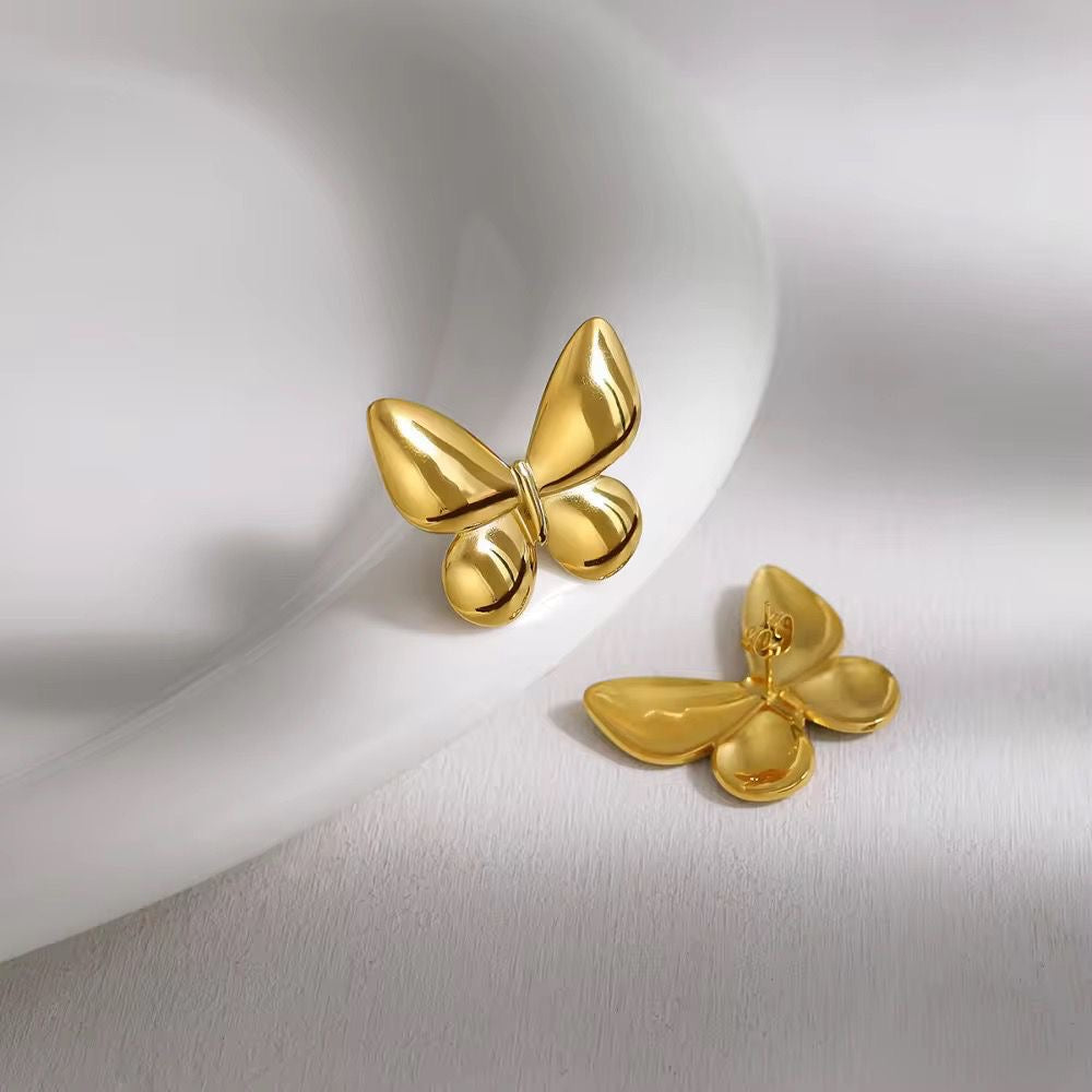 Luna Wings Studs