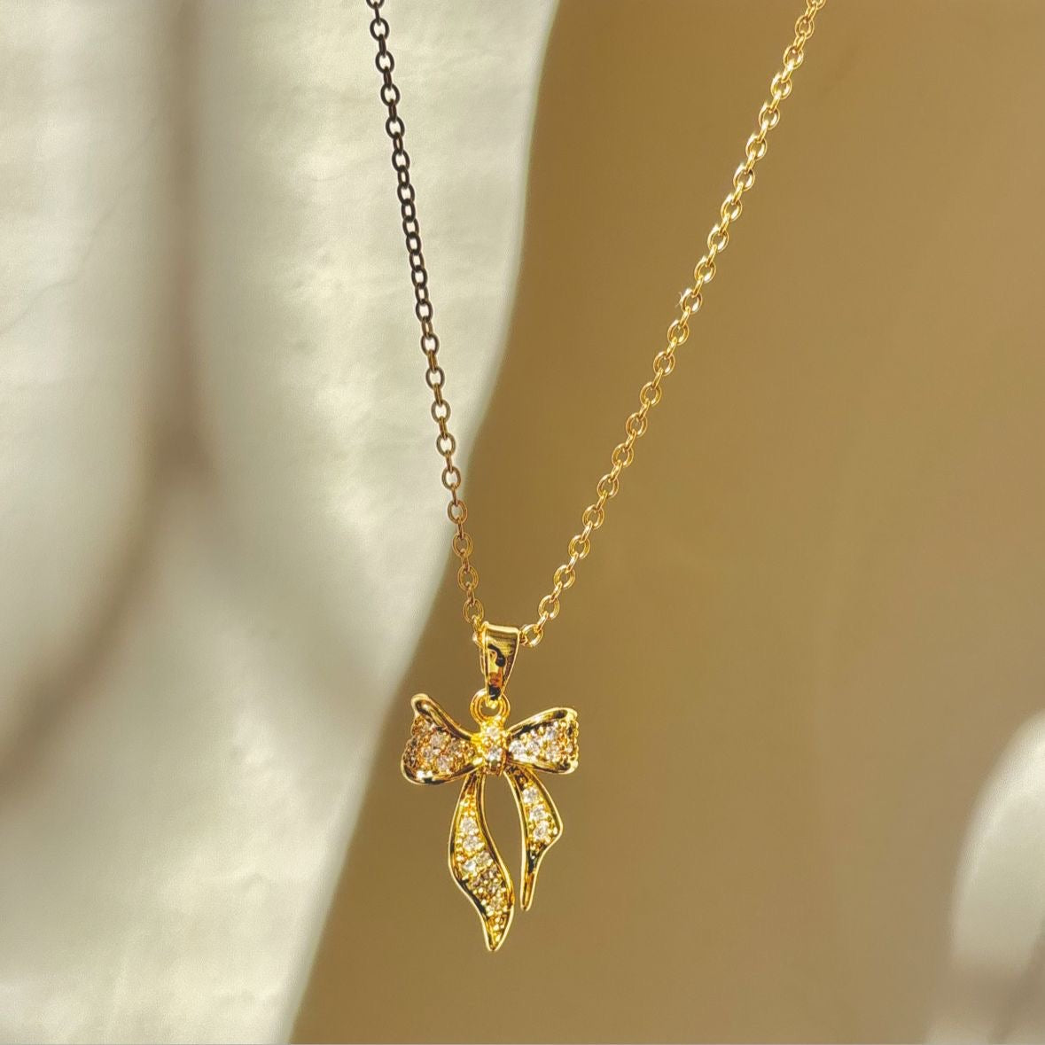 Glitzy Bow Necklace