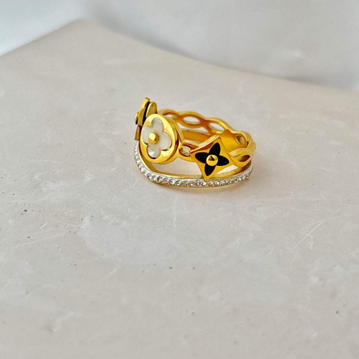 Blossom Of Luxury Cz Ring -18K