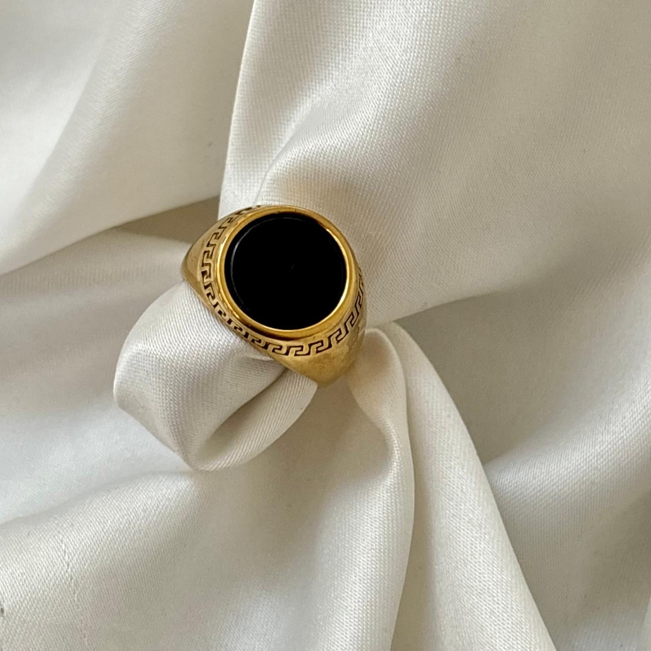 Vintage Melody Signet Ring -18K