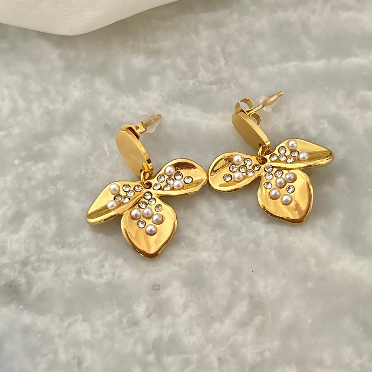 Splendour Serenity Studs