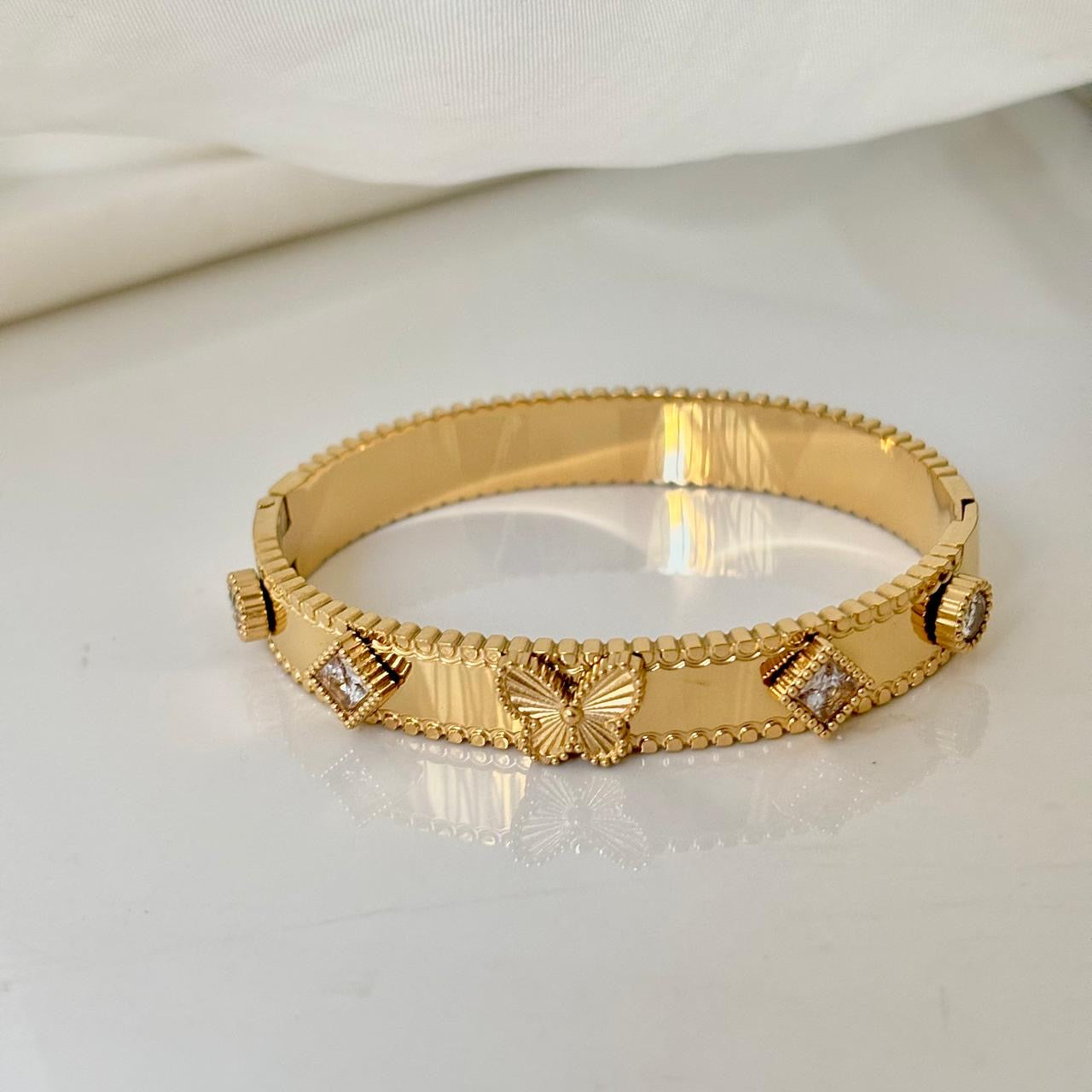 Irene LUX Charm Bracelet -18K