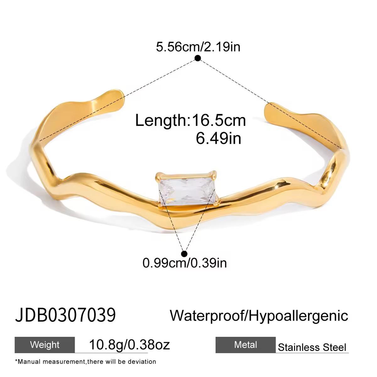 Riviera Wave Cuff