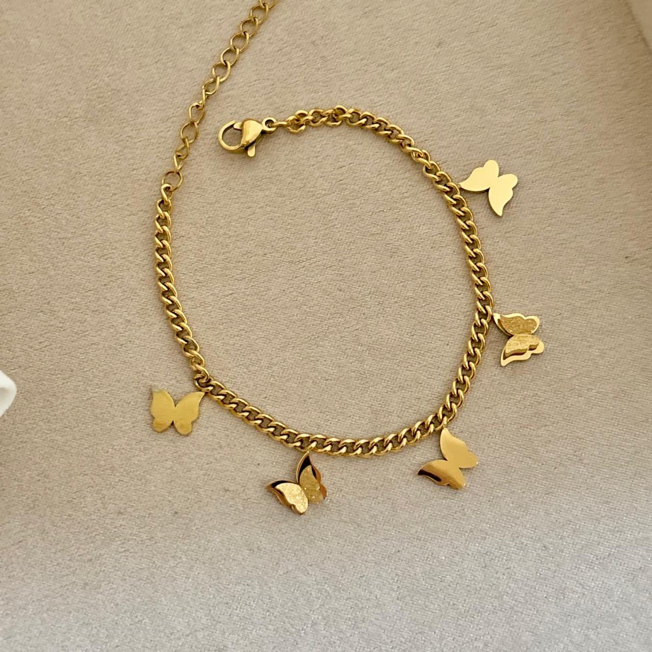 Frosted Flutter 5 Charms Bracelet
