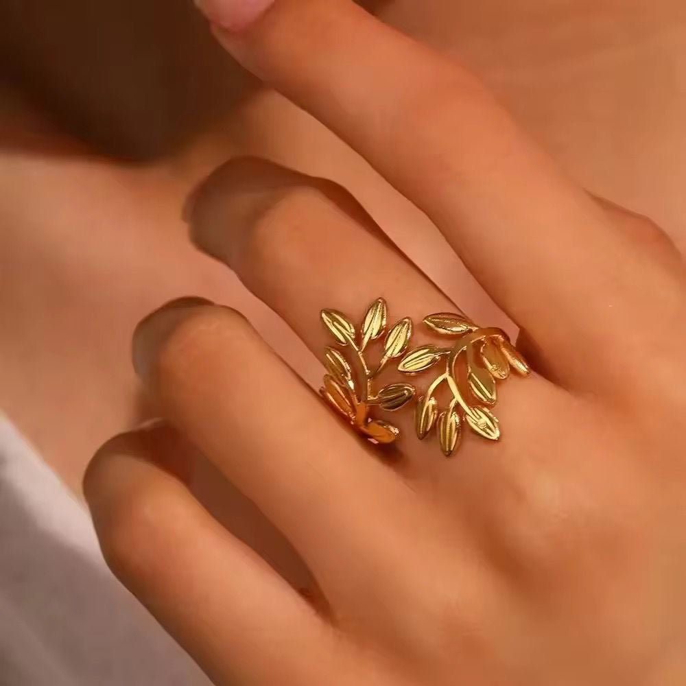 Leafy Aura Ring -Adjustable