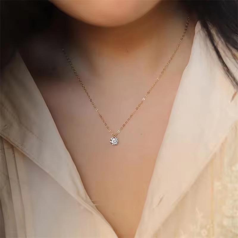 Soltiare Necklace