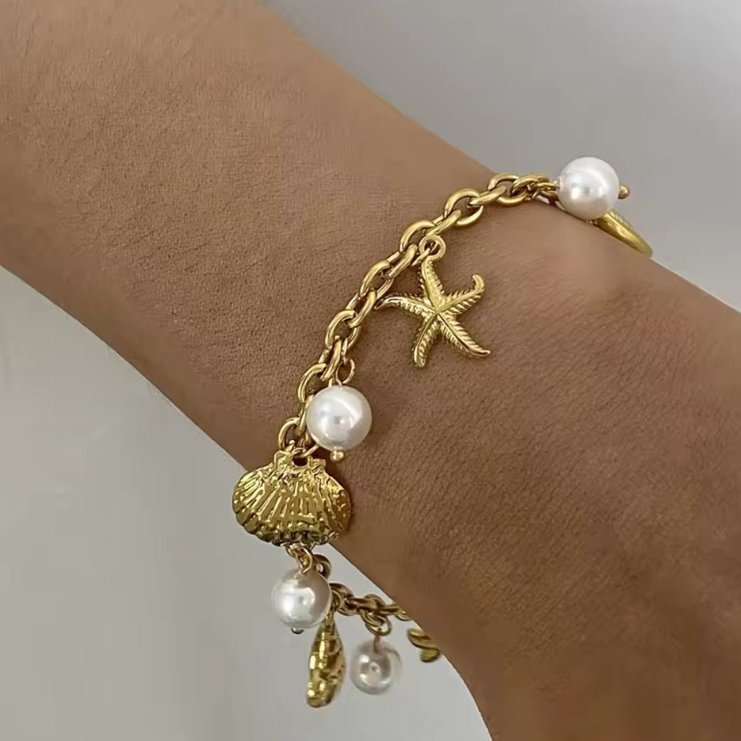Ariel Pearla Charm Bracelet -18K