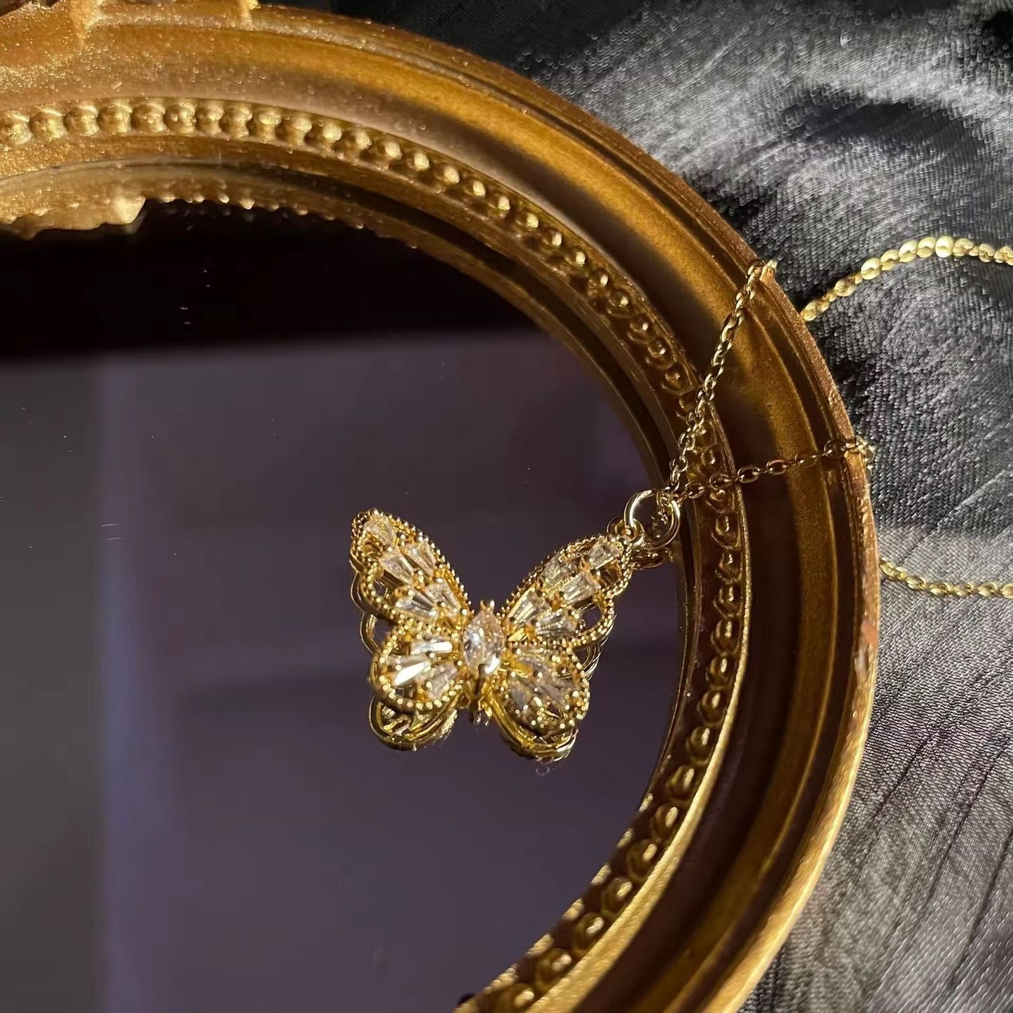 Mariposa Diamanté Blings Necklace